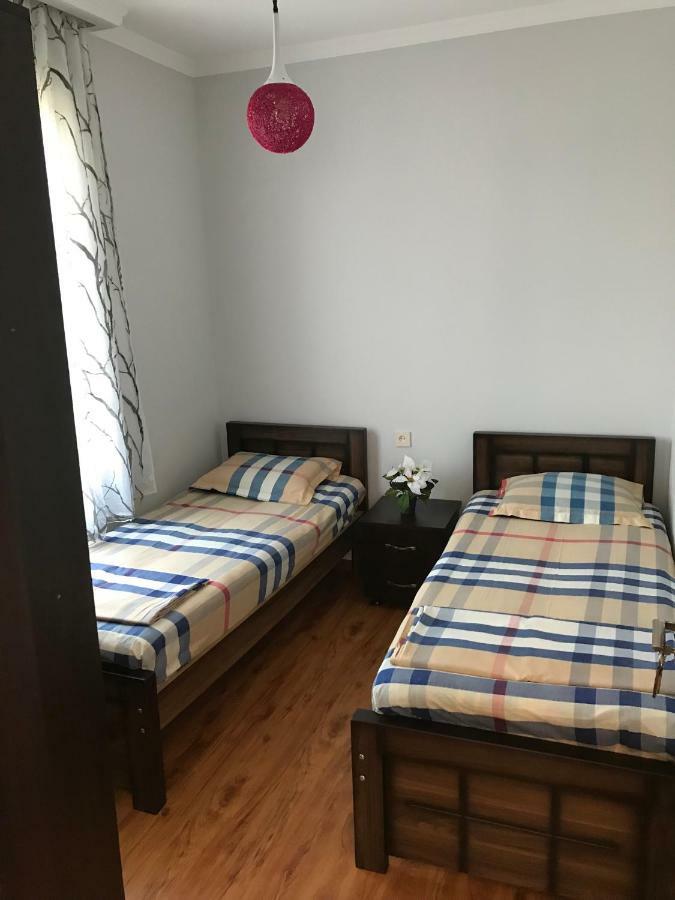 Guest House Chexovi 24 コブレチ エクステリア 写真