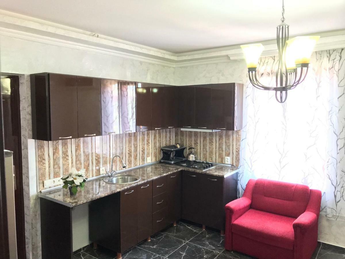 Guest House Chexovi 24 コブレチ エクステリア 写真