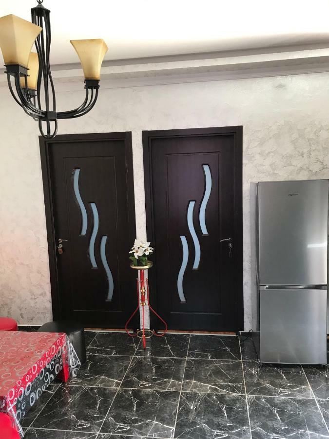 Guest House Chexovi 24 コブレチ エクステリア 写真